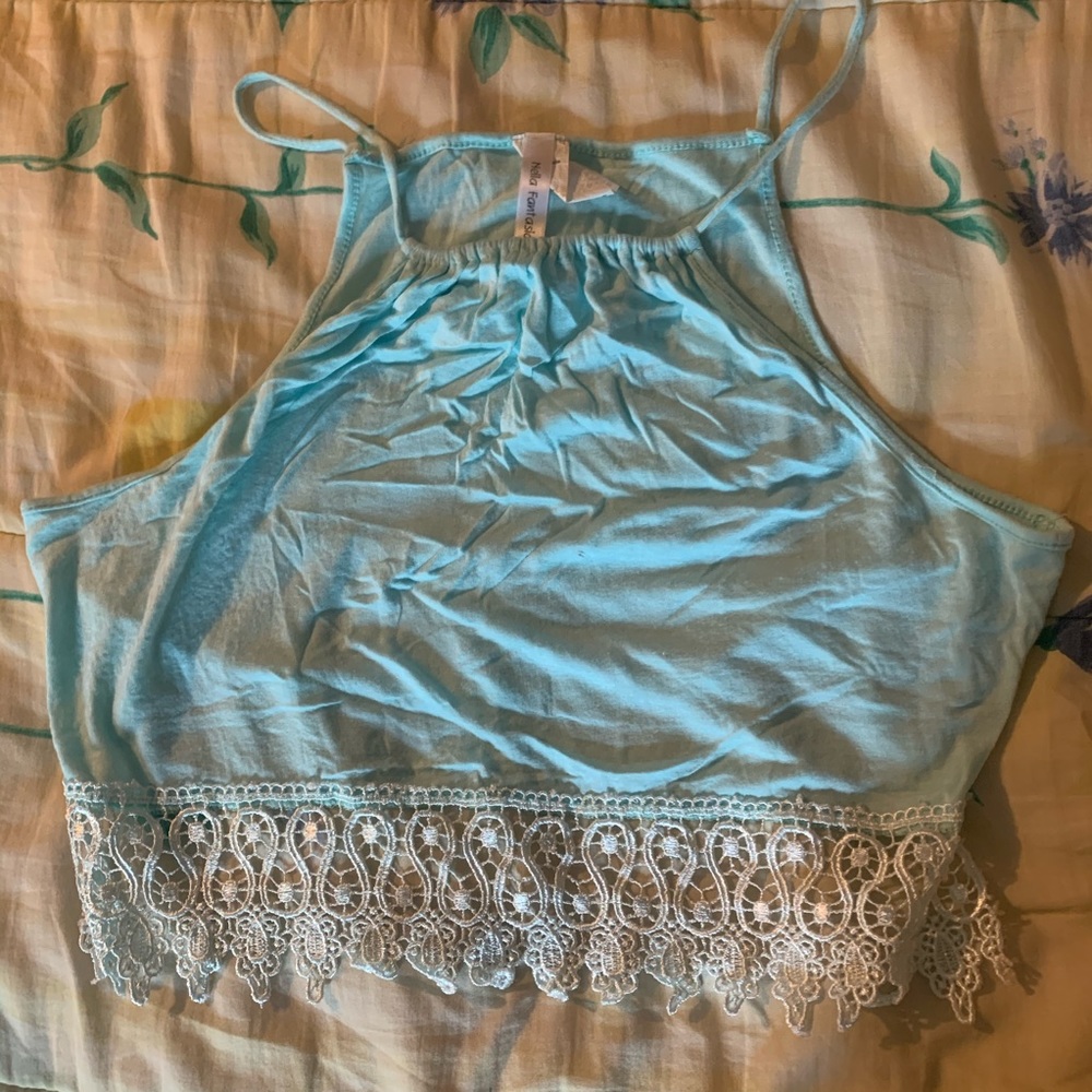 Crop top